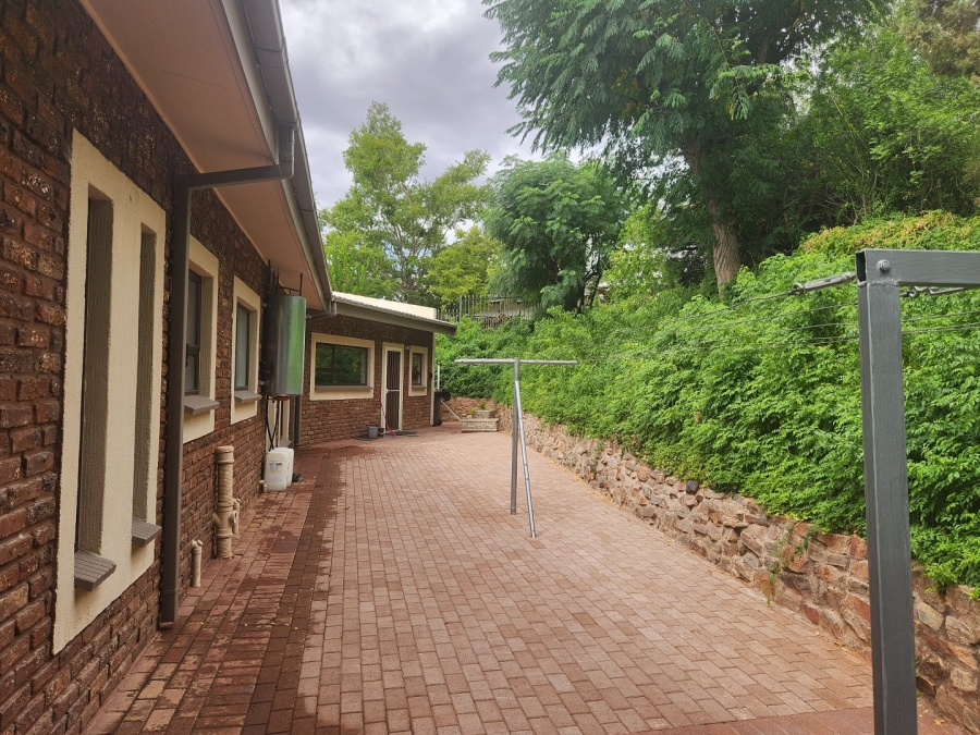 4 Bedroom Property for Sale in Keidebees Northern Cape